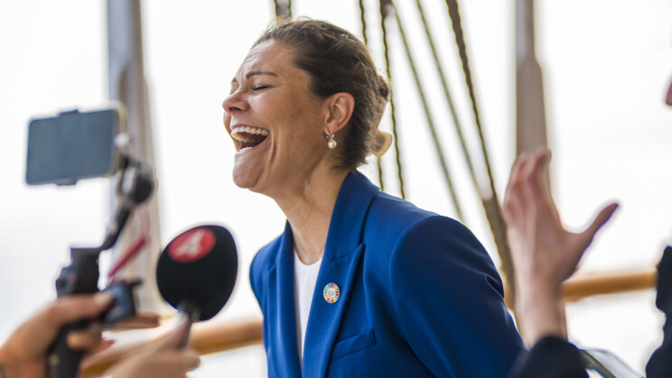 Vau! Prinsessa Victoria tyrmäävänä Nizzassa – upeat kuvat