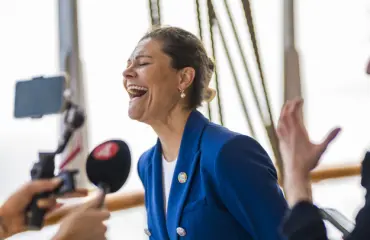 Vau! Prinsessa Victoria tyrmäävänä Nizzassa – upeat kuvat