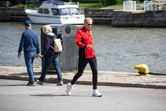 Topi oli sporttaamassa yksinään.