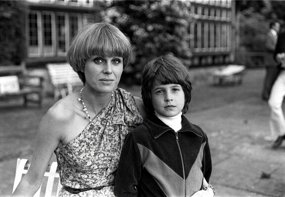 Joanna ja Jamie-poika vuonna 1970.