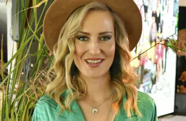 IL: Mariska on naimisissa!
