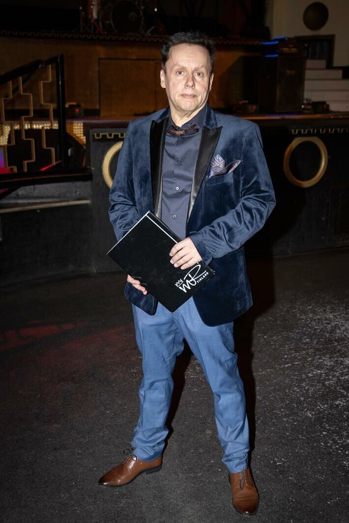 Mister-kisojen puuhamies Timo Salmesmaa muistaa uhrin hyvin. Mister-kisojen puuhamies Timo Salmesmaa muistaa uhrin hyvin.