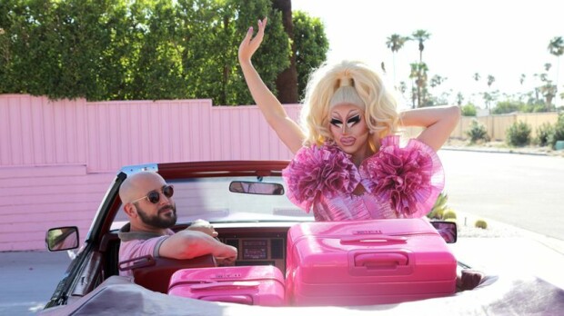 Drag queen elää hulppeaa elämää tv-sarjassa - parisuhteelle ikävä loppu