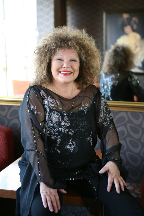 Anita on 79-vuotias.