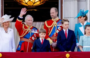 Soo, soo! Prinsessa Catherine ojensi poikaansa – selkä suoristui