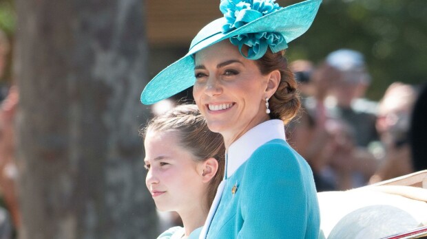 Prinsessa Charlotte kävi äitinsä vaatekaapilla – herttainen yksityiskohta!