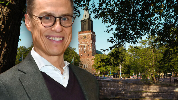 Paljonpuhuvat kuvat! Alexander Stubbin käytös kansalaisia kohtaan hämmästytti