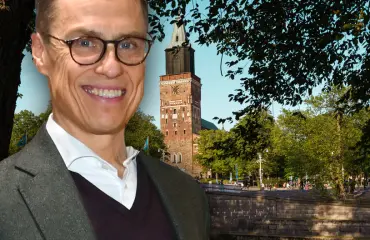 Paljonpuhuvat kuvat! Alexander Stubbin käytös kansalaisia kohtaan hämmästytti