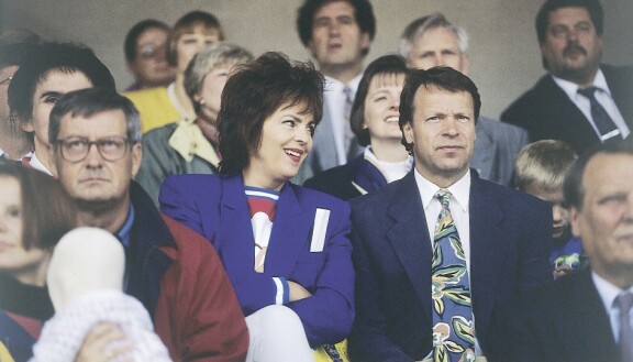 Tältä näytti ysäri. 80- ja 90-lukujen taitteessa Paula styylasi nyt edesmenneen Ilkka Kanervan kanssa. Kuva vuoden 1992 Kalevan kisoista.