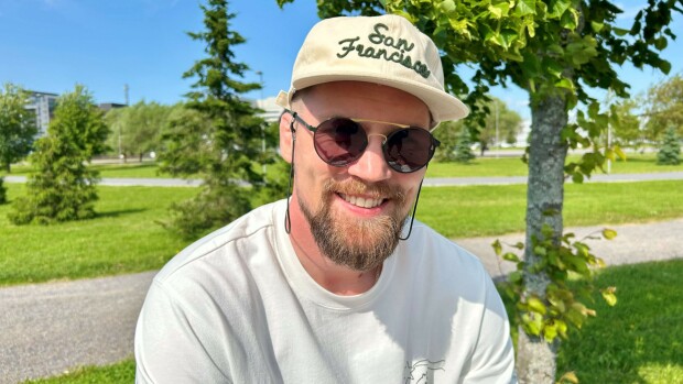 Suoraa puhetta rahasta! Teemu Packalén teki jättimäisen tilin
