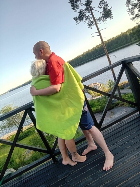 Pariskunta on pitänyt yhtä huhtikuusta alkaen.