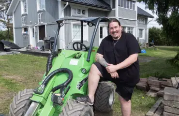 Tangofinalisti Antti Railion hometalopiina – "Kaksi vuotta ilman suihkua!"