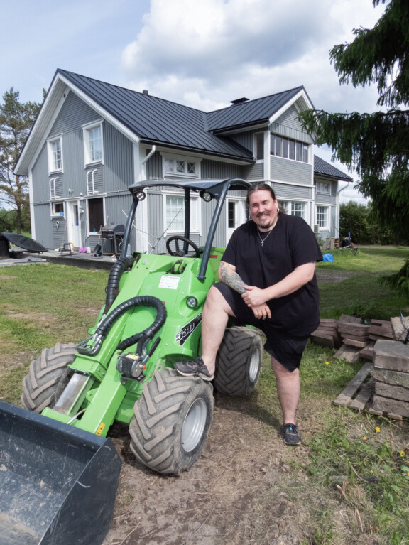Antin ja Siirin unelmatalosta paljastui hometta. Siitä alkoi remontti, jolle ei vielä näy loppua.