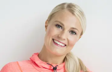 Aituri löysi aurinkopaikan! Lotta Haralan upeat uikkarikuvat