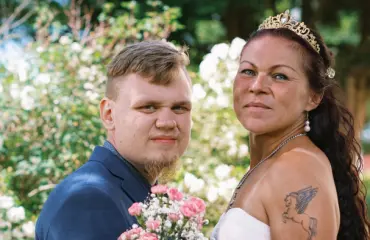 Vauvauutisia! Unelmahäistä tutut Sari, 42, ja Eemil, 24, saavat lapsen