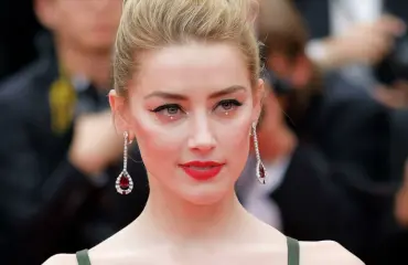 Hiljaiseloa pitänyt Amber Heard palaa näyttelemään