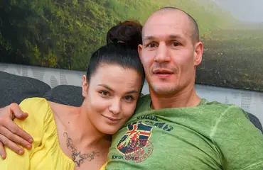 Nadia Ammouri julkaisi kuvaparin: "Kyllä naisen keho on ihmeellinen"