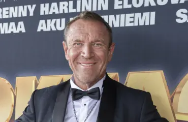 Renny Harlinin rahasotkussa yllätyskäänne!