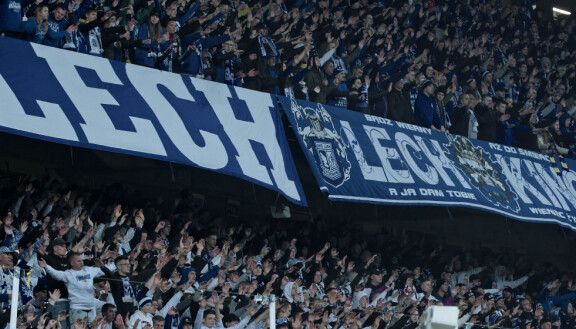 Suuret liput kuuluvat ultras-fanitukseen olennaisesti.