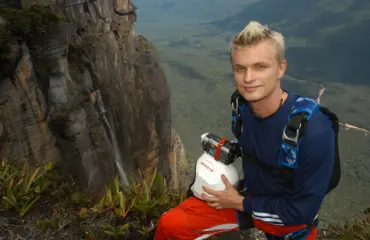 Muistatko taikurilegenda Iiro Seppäsen? Tältä hän näyttää nyt – tuoreet kuvat!