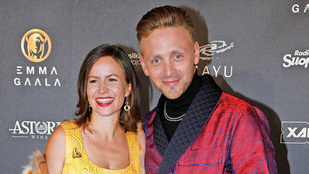 Reino Nordin julkaisi takaapäin otetun kuvan Mariasta: 'Hyvä näkymä' maria ja reino nordin