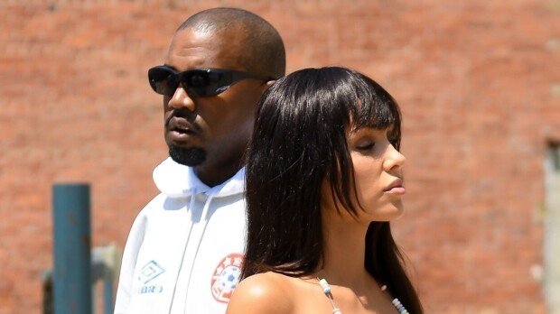 Mitä? Kanye West maksoi Bianca Censorille kohualusvaatteissa esiintymisestä