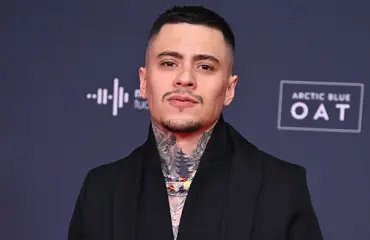 Mikael Gabriel itsevarmana uudesta musiikistaan: "Osaan kaikkein parhaiten"