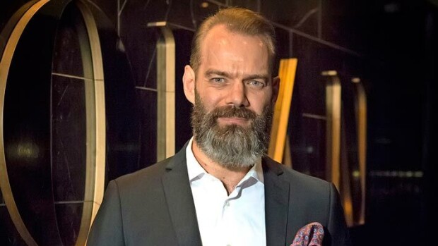 Julkkisportsari Teemu ”Pastori” Potapoff: Pelkäsin hormonien estäneen isyyden Teemu ”Pastori” Potapoff