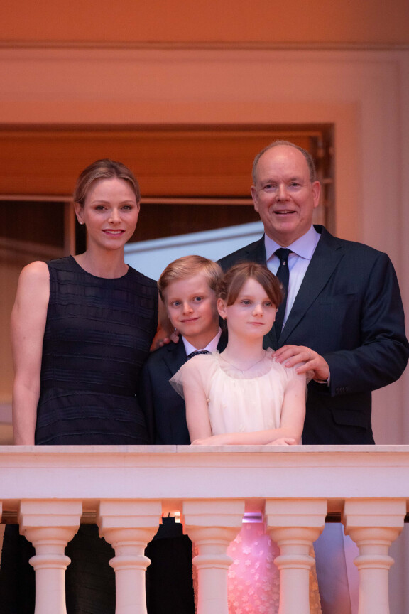 Prinsessa Stéphanie on ruhtinas Albertin sisar.