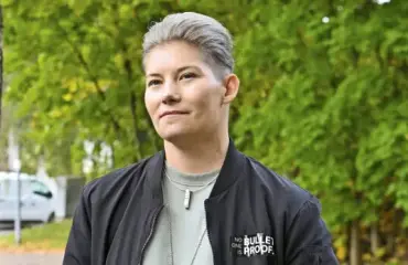 Heidi Foxell otti tipan lentokoneeseen – "Vähän säätöä"