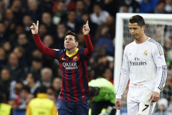 Ikiaikainen väittelyn aihe: kumpi on parempi Lionel Messi (vas) vai Cristiano Ronaldo.