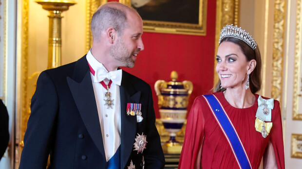 Oho! Prinssi William ja prinsessa Catherine juhlivat Rollarit-legendan kanssa – Elton John näytti pitkää naamaa