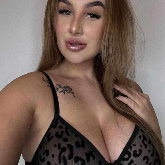 Isabell on käynyt rintojen suurennusleikkauksessa sekä suositussa BBL-leikkauksessa. Temptation island suomi isabell