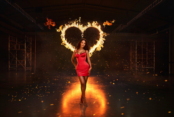 Love Island UK:n juontajana on Maya Jama.