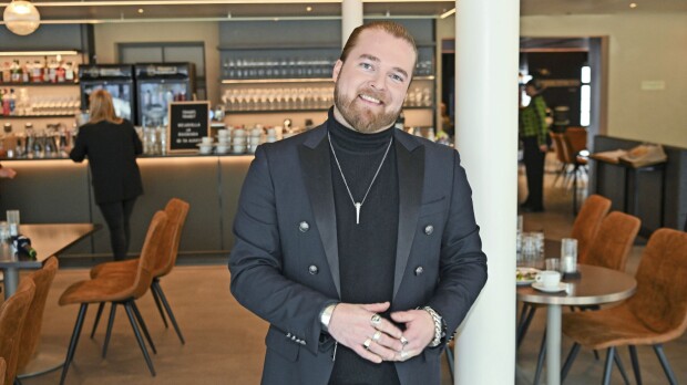 Tortillaa nassuun! Ex-tangokuninkaan pöytätavat herättivät huomiota – salakuva!