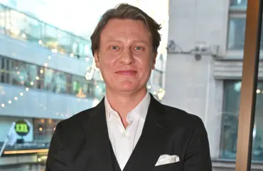 No nyt on heviä! Jaajo yllätti uudella lookilla