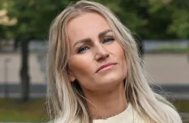 Salakuva! Helena Koivun rohkea helletyyli