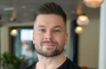 Vertti Harjuniemi ylistää veljeään