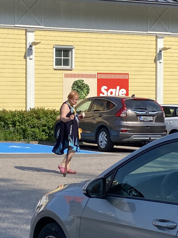 Sää hiveli hellelukemia lauantaina myös Karjalohjalla.