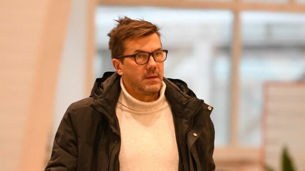 Naisseura ei kelvannut! Uutisankkuri Tommy Fränti vietti miestenpäivää laivalla Tommy Fränti