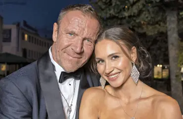 Oho! Harlinit ja Vappu Pimiä bilettivät yhdessä Espanjassa