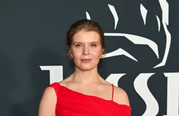Alina Tomnikov nappasi pääroolin kansainvälisestä sarjasta