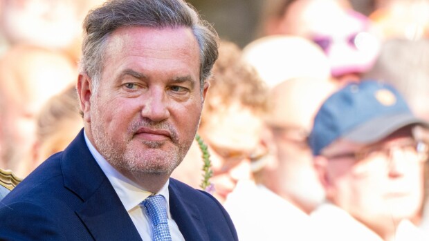 Chris O'Neill tylsistyi prinsessa Victorian syntymäpäivillä – nolo hetki tallentui kameroille!