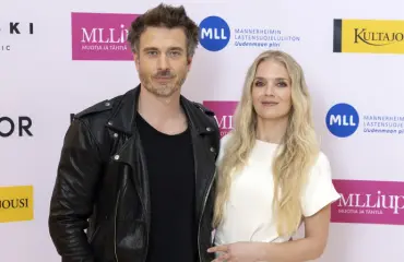 Salakihlat? Lotta Hintsan ja Sebastian Rejmanin kuvat herättivät epäilykset