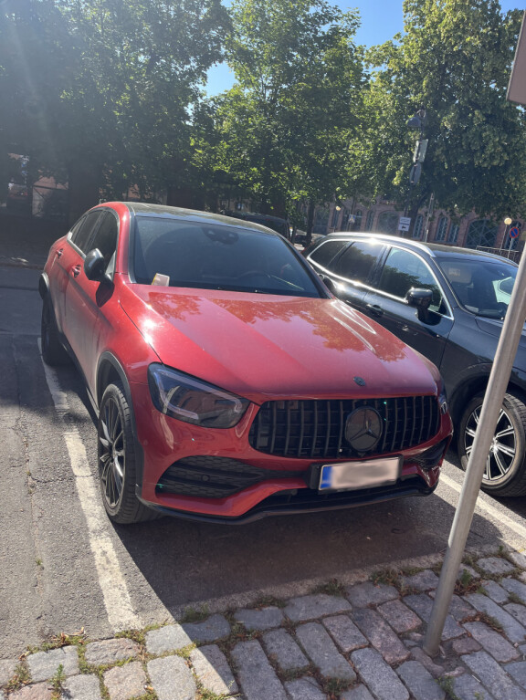 GLC-mersujen hinnat huitelevat useiden kymmenientuhansien eurojen hintaluokassa.