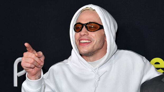 Kim Kardashianista eronnut Pete Davidson löysi nopeasti uuden julkkisrakkaan − somekansa innostui Pete Davidson