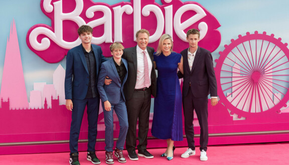 Will Ferrell perheineen vuoden 2023 Barbie-elokuvan ensi-illassa Lontoossa.