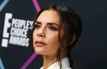 Tästä syystä Victoria Beckham ei hymyile julkisuudessa