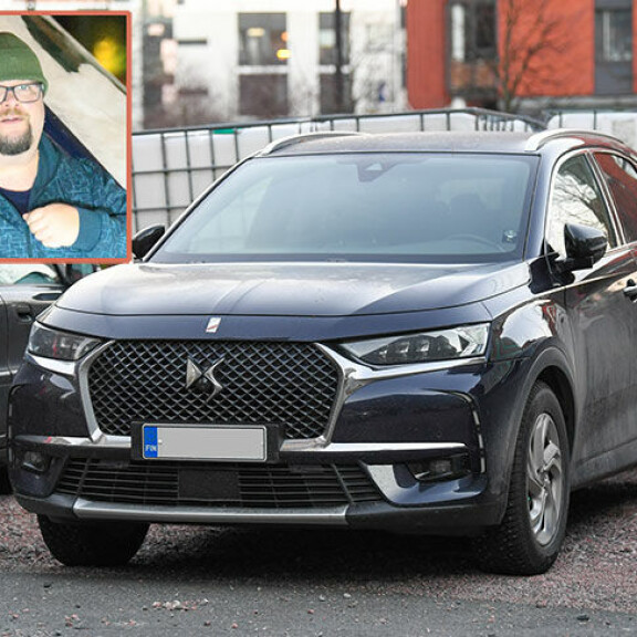 Sami luottaa mustaan. sami pitkämö