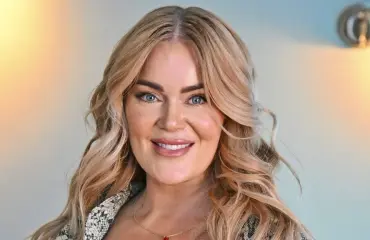 Rosanna Kulju hempeili rakkaansa kanssa